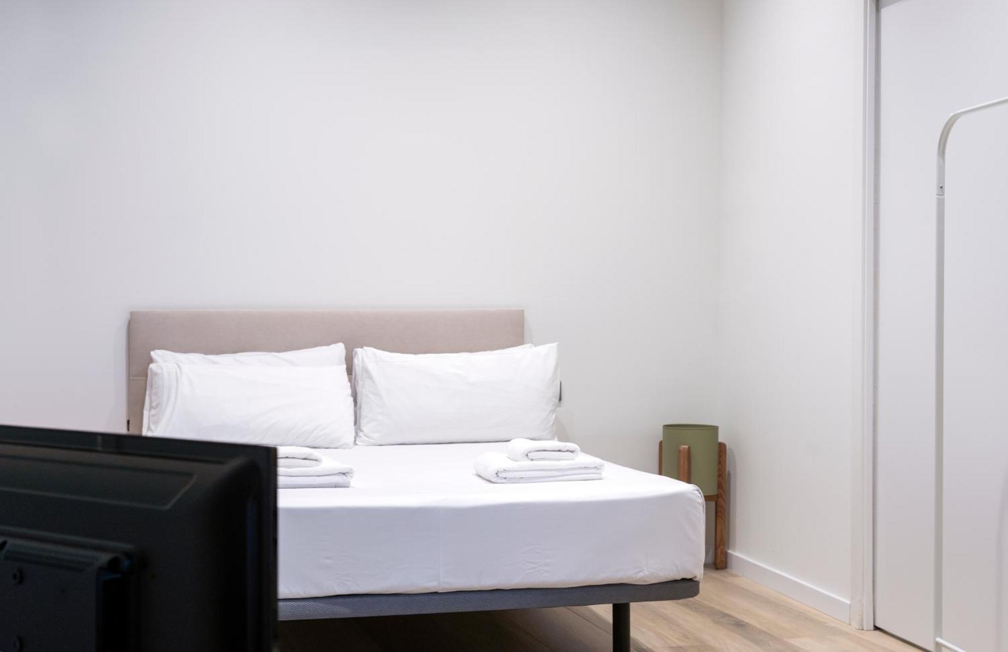 Vlc Host - Cubells Apartment Valencia Exterior photo