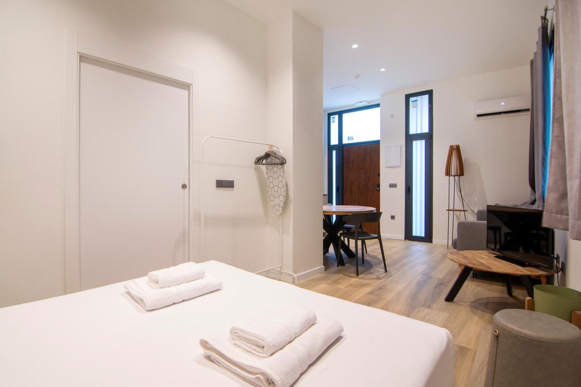 Vlc Host - Cubells Apartment Valencia Exterior photo